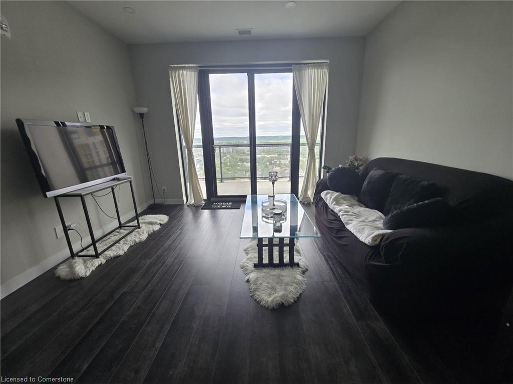 2304-15 Queen Street S, Hamilton, ON - Indoor Photo Showing Other Room