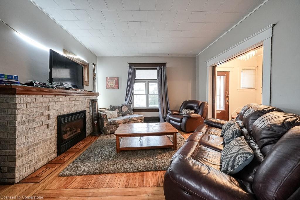 171 Owen Street, Simcoe, ON - Indoor Photo Showing Living Room With Fireplace