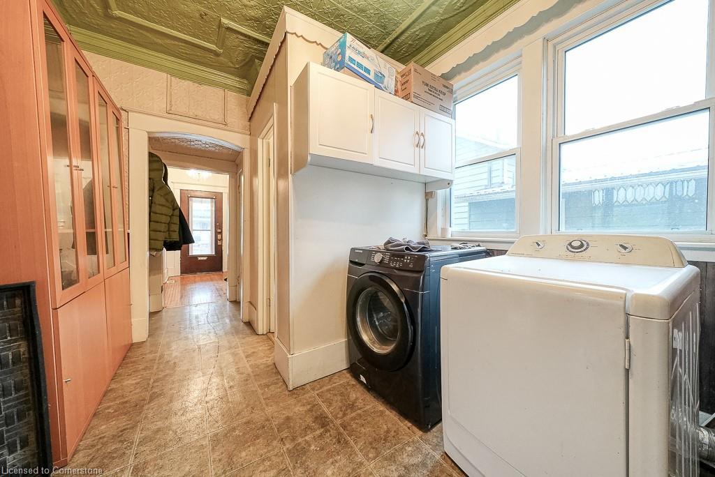 171 Owen Street, Simcoe, ON - Indoor Photo Showing Laundry Room