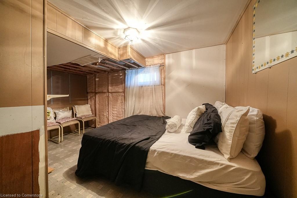 171 Owen Street, Simcoe, ON - Indoor