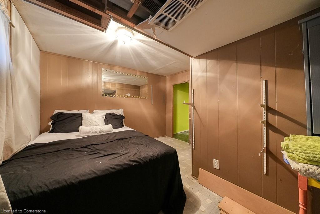 171 Owen Street, Simcoe, ON - Indoor Photo Showing Bedroom