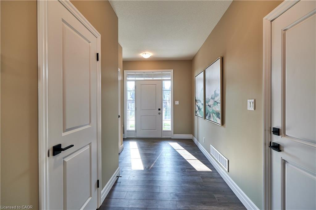 364 Chokecherry Crescent, Waterloo, ON - Indoor Photo Showing Other Room