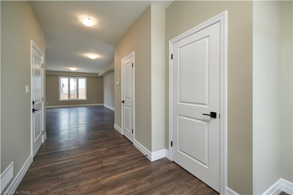 364 Chokecherry Crescent, Waterloo, ON - Indoor Photo Showing Other Room