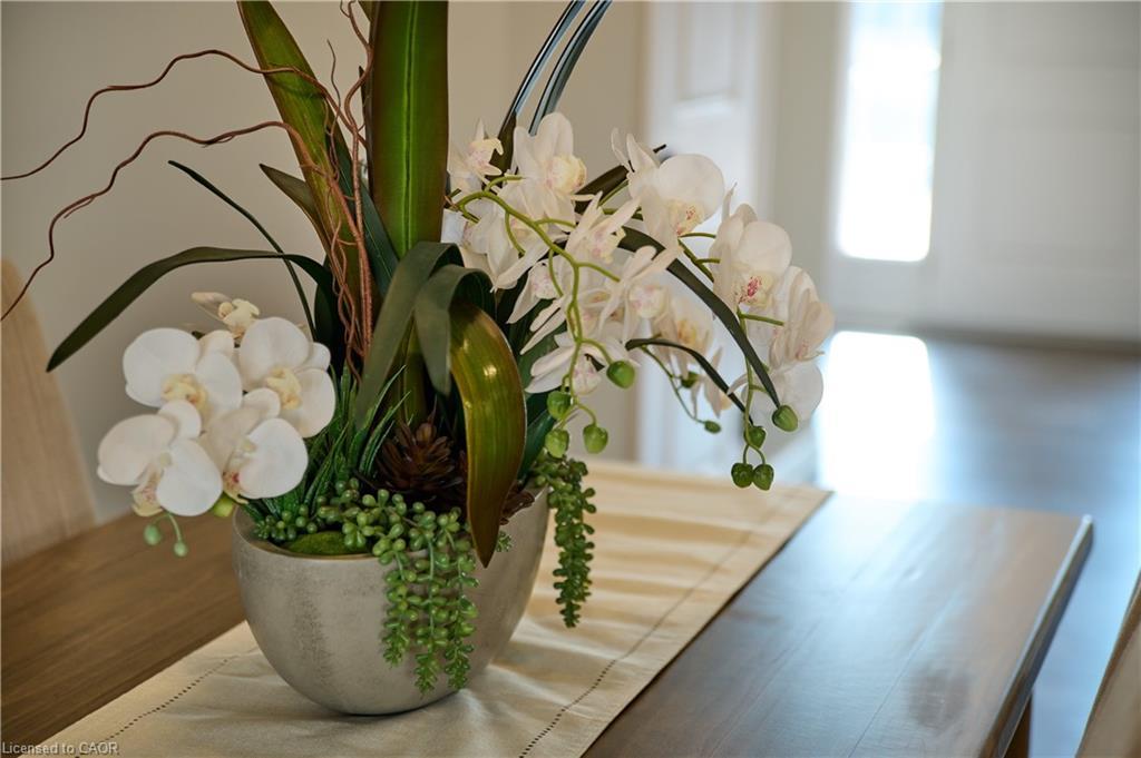 364 Chokecherry Crescent, Waterloo, ON - Indoor Photo Showing Other Room