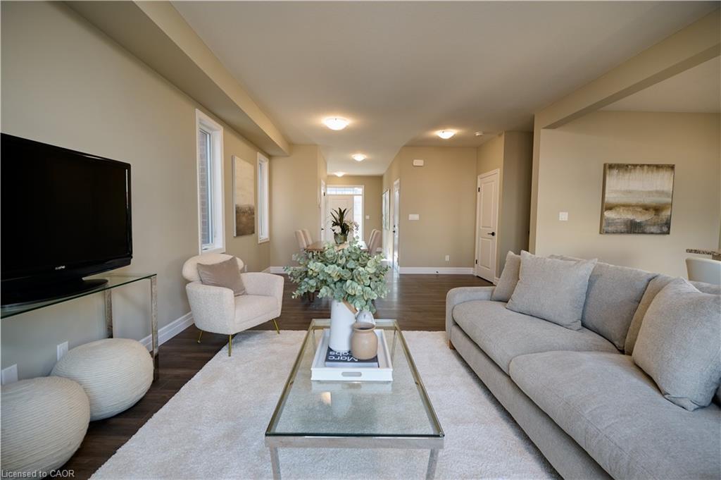 364 Chokecherry Crescent, Waterloo, ON - Indoor Photo Showing Living Room