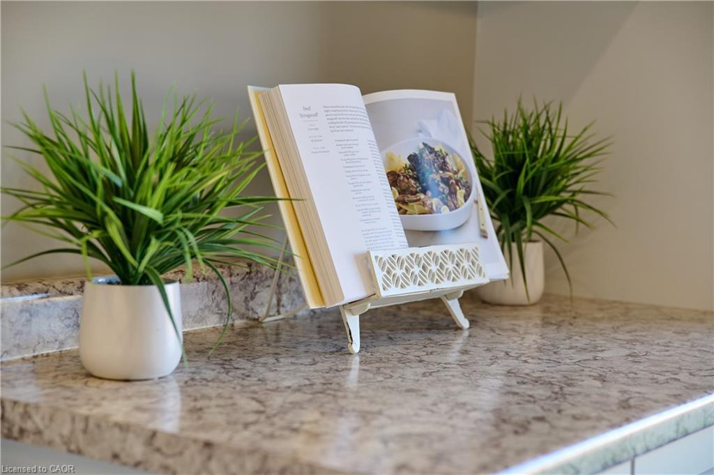 364 Chokecherry Crescent, Waterloo, ON - Indoor