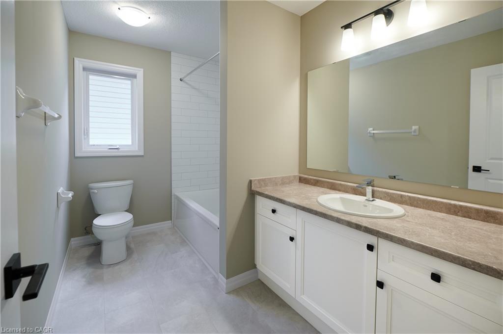364 Chokecherry Crescent, Waterloo, ON - Indoor Photo Showing Bathroom