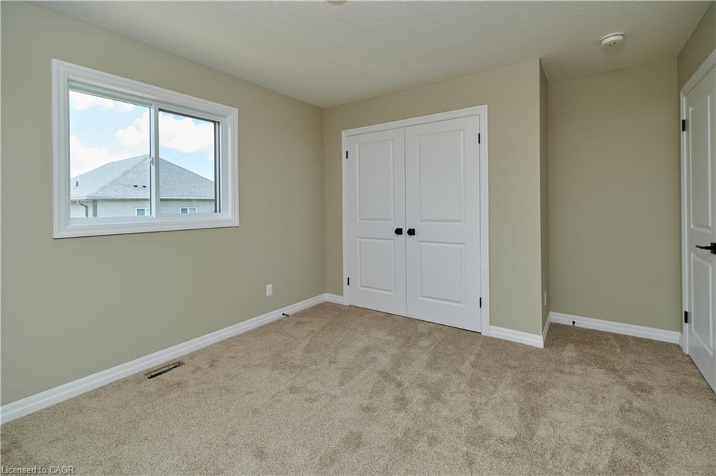364 Chokecherry Crescent, Waterloo, ON - Indoor Photo Showing Other Room