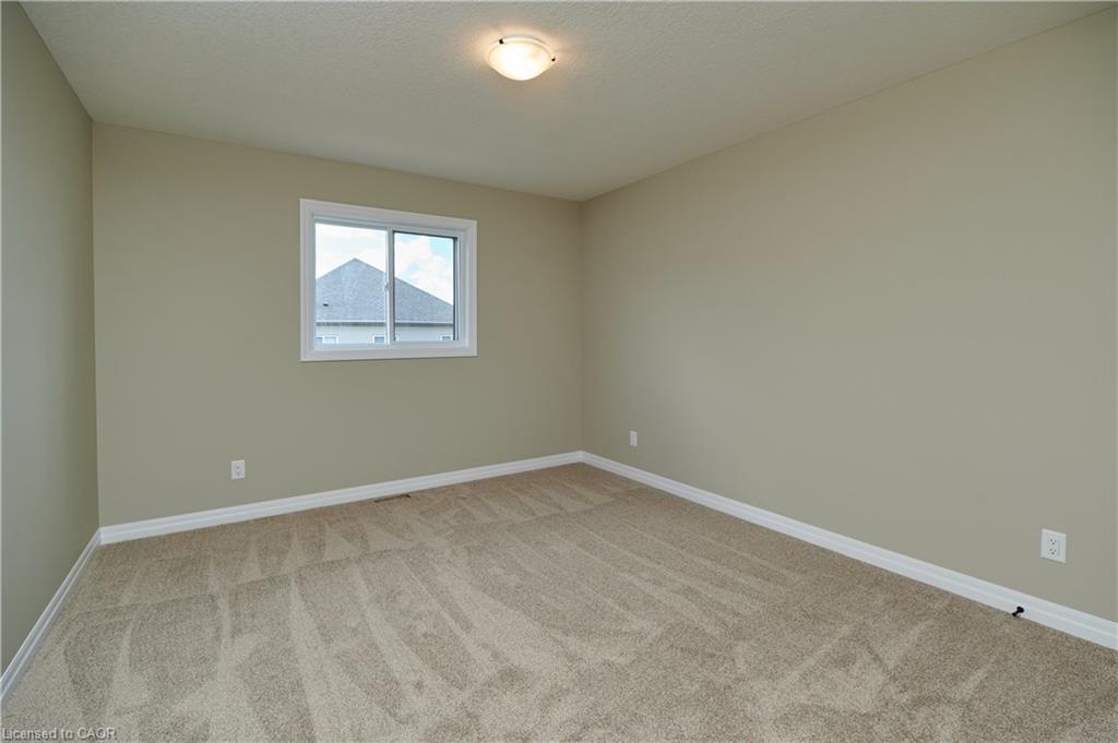 364 Chokecherry Crescent, Waterloo, ON - Indoor Photo Showing Other Room