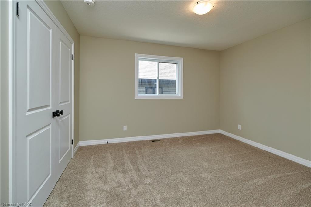364 Chokecherry Crescent, Waterloo, ON - Indoor Photo Showing Other Room