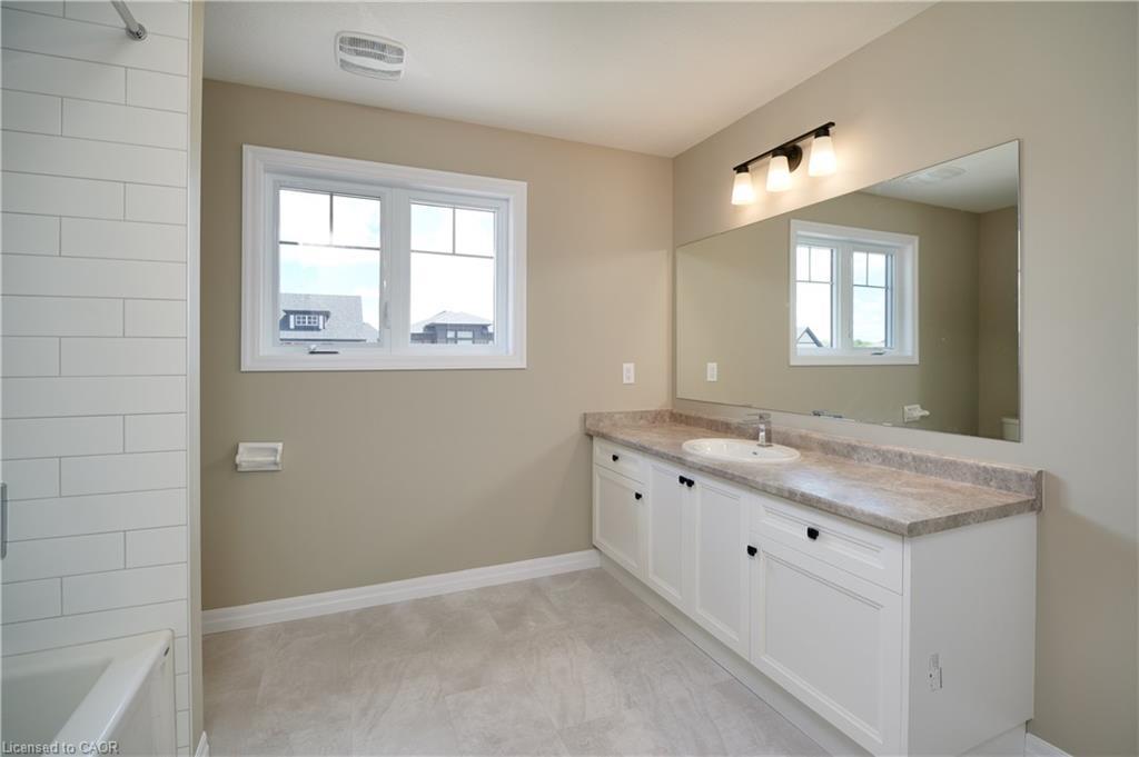 364 Chokecherry Crescent, Waterloo, ON - Indoor Photo Showing Bathroom