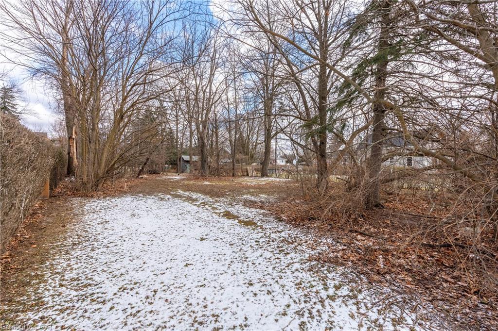 205 Leamon Street, Waterford, ON