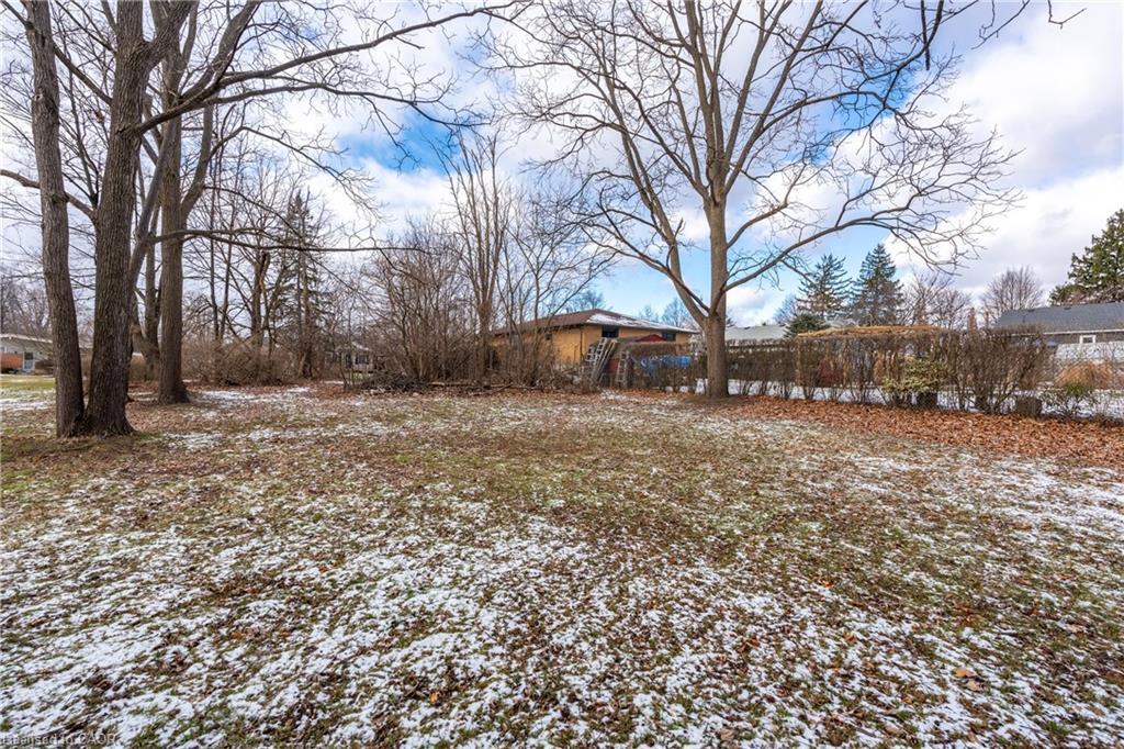 205 Leamon Street, Waterford, ON