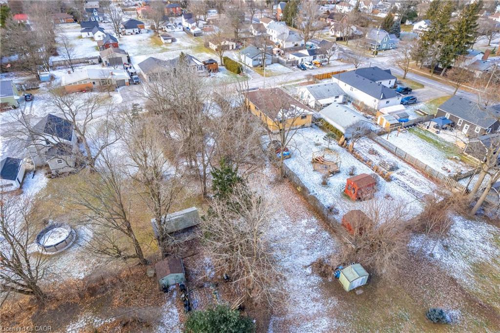 205 Leamon Street, Waterford, ON