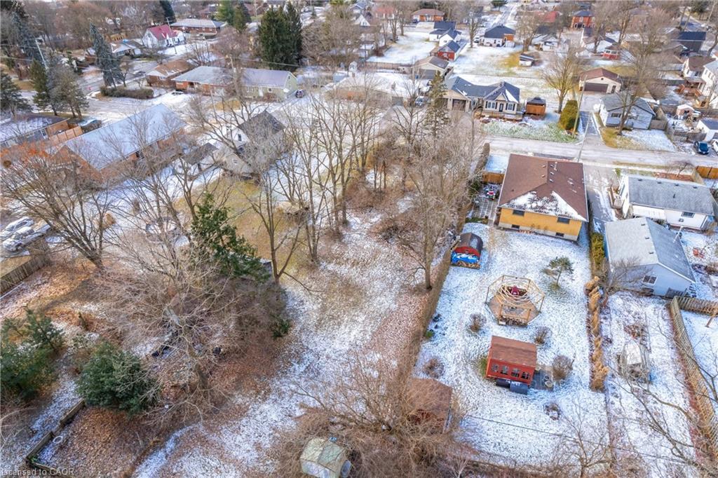 205 Leamon Street, Waterford, ON