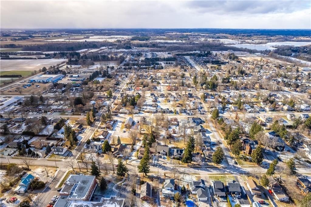 205 Leamon Street, Waterford, ON