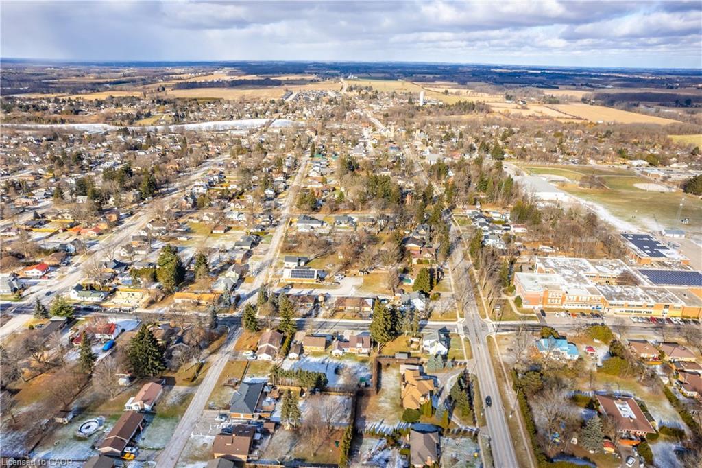 205 Leamon Street, Waterford, ON