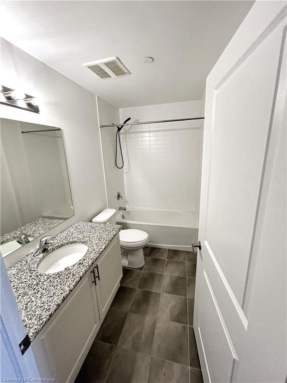 329-125 Shoreview Place, Stoney Creek, ON - Indoor Photo Showing Bathroom