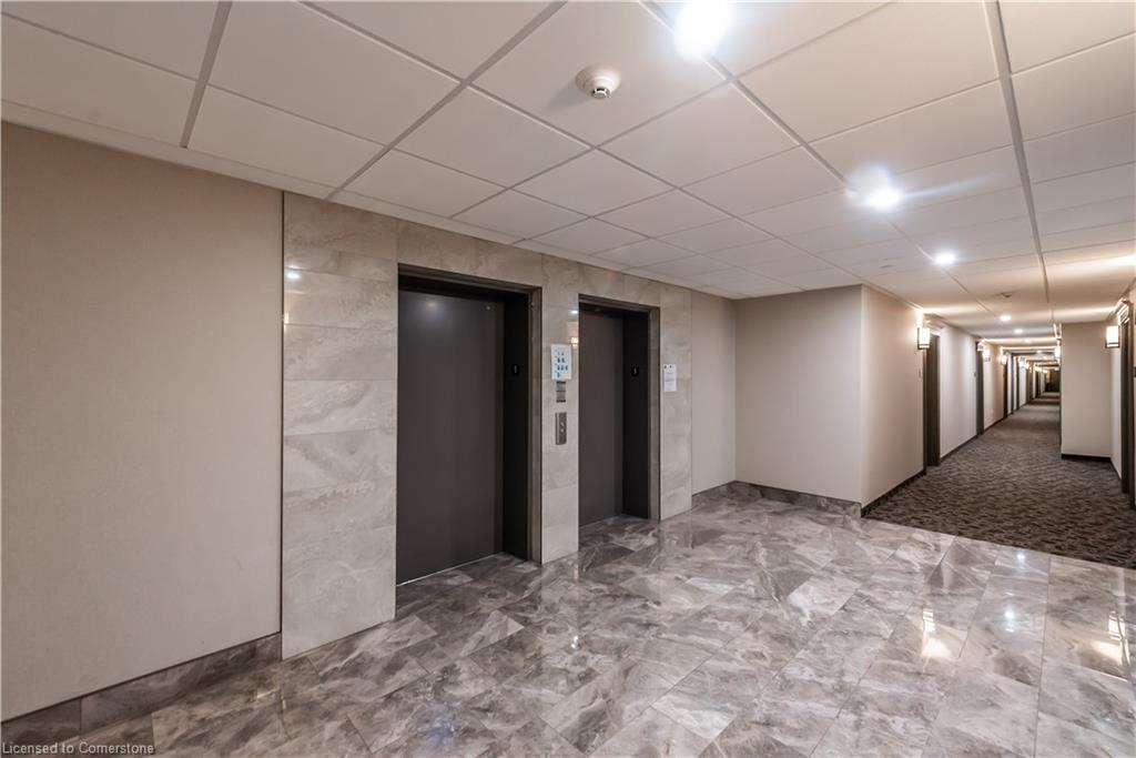 329-125 Shoreview Place, Stoney Creek, ON - Indoor