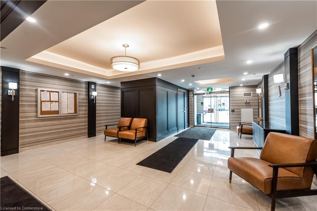 329-125 Shoreview Place, Stoney Creek, ON - Indoor Photo Showing Other Room