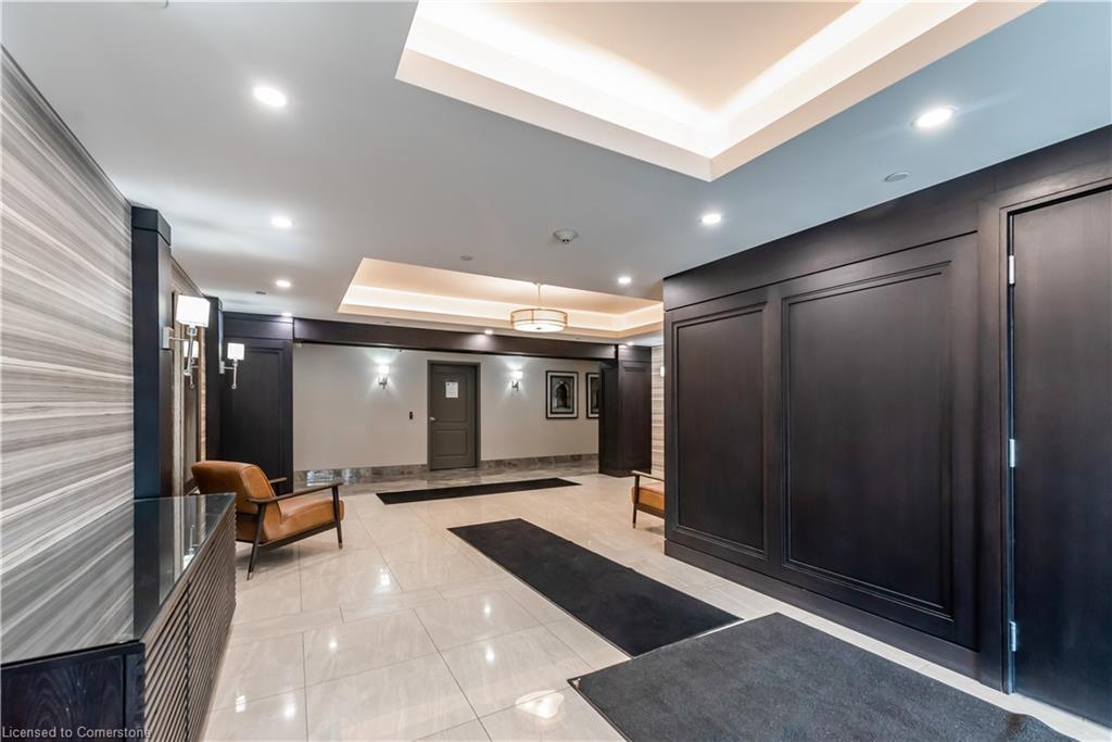 329-125 Shoreview Place, Stoney Creek, ON - Indoor Photo Showing Other Room