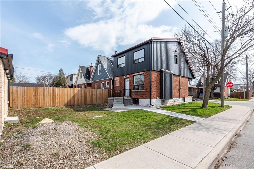 49 Cameron Avenue N, Hamilton, ON - Outdoor