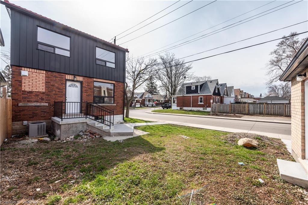 49 Cameron Avenue N, Hamilton, ON - Outdoor