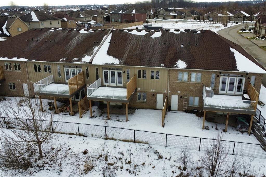 21-40 Heath Street, Brantford, ON - Outdoor