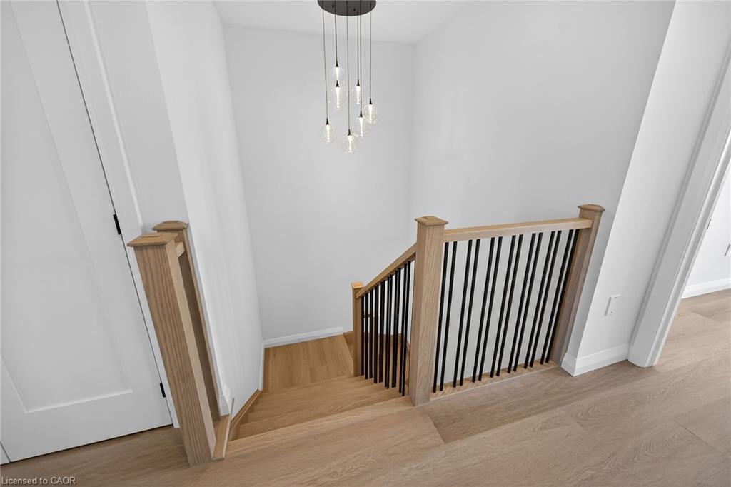 29 Kingfisher Drive, Hamilton, ON - Indoor Photo Showing Other Room