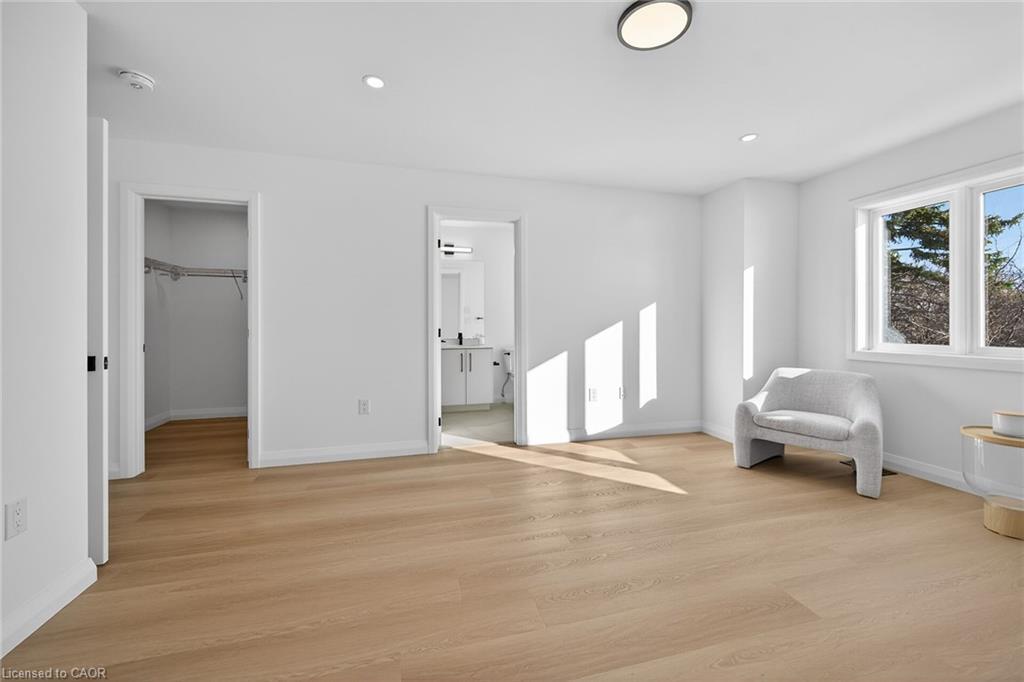 29 Kingfisher Drive, Hamilton, ON - Indoor Photo Showing Other Room