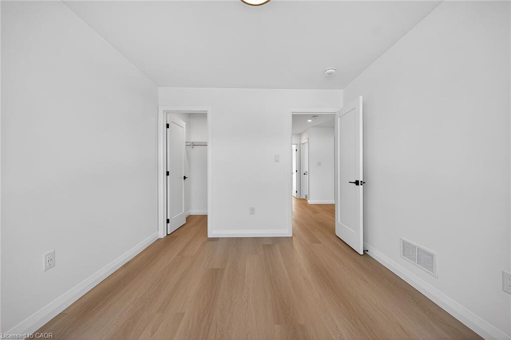 29 Kingfisher Drive, Hamilton, ON - Indoor Photo Showing Other Room