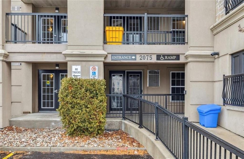 407-2075 Appleby Line, Burlington, ON - Outdoor With Balcony