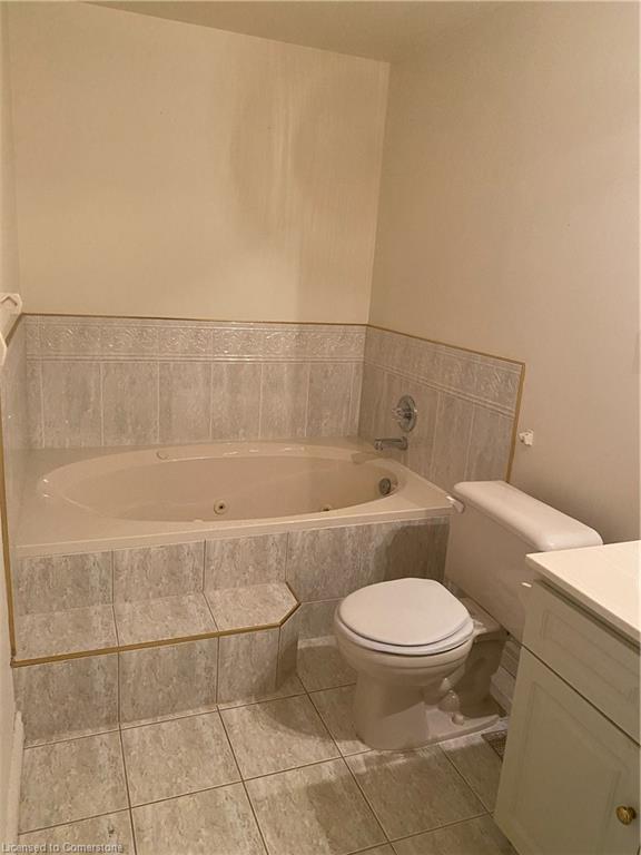 20B-67 Caroline Street S, Hamilton, ON - Indoor Photo Showing Bathroom