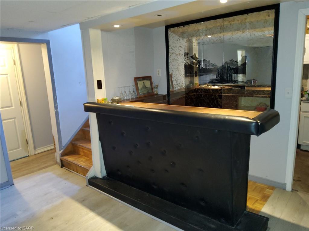 7 Usher Street, Brantford, ON - Indoor