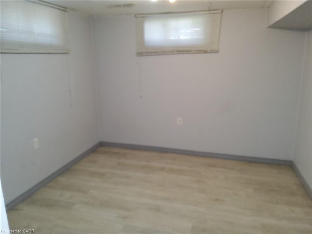 7 Usher Street, Brantford, ON - Indoor