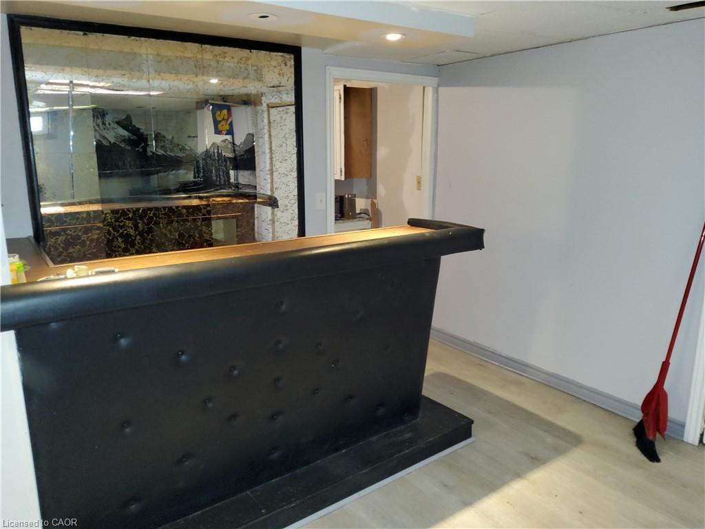 7 Usher Street, Brantford, ON - Indoor Photo Showing Other Room