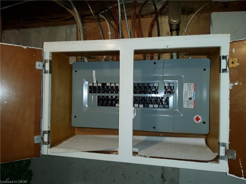 7 Usher Street, Brantford, ON - Indoor