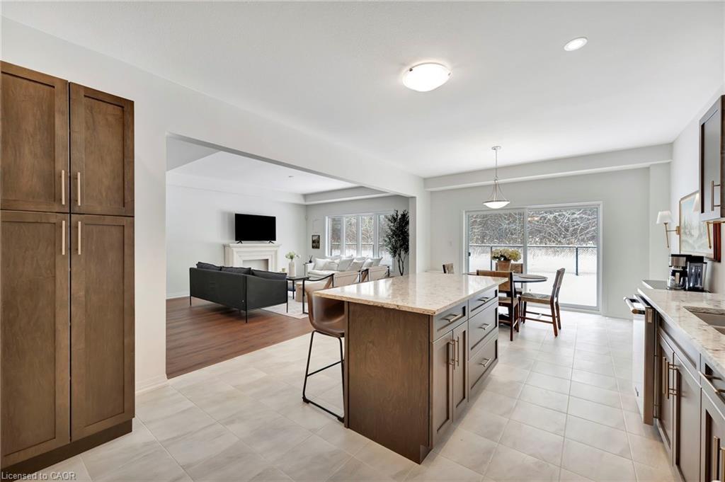 49 Willson Drive, Thorold, ON - Indoor Photo Showing Kitchen