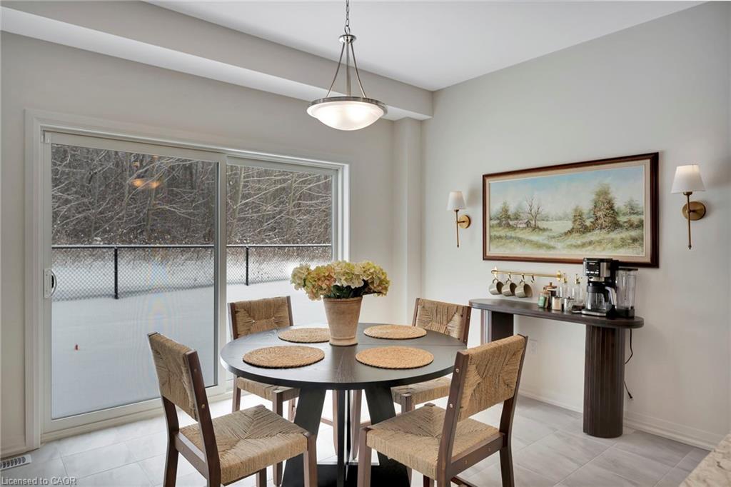 49 Willson Drive, Thorold, ON - Indoor Photo Showing Dining Room