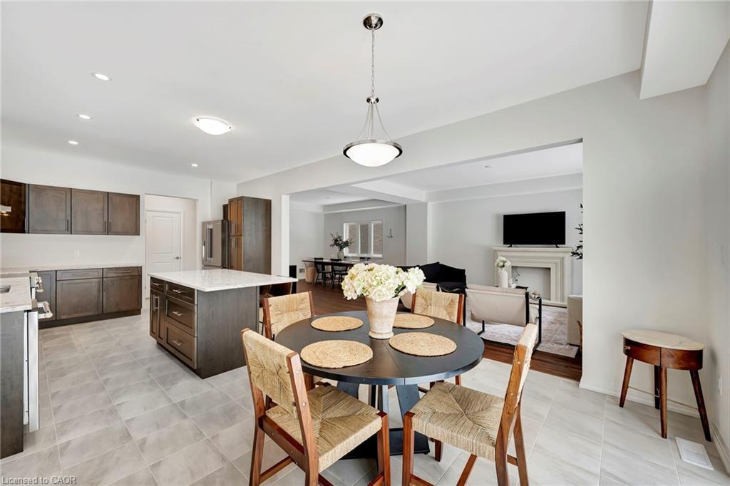 49 Willson Drive, Thorold, ON - Indoor Photo Showing Dining Room