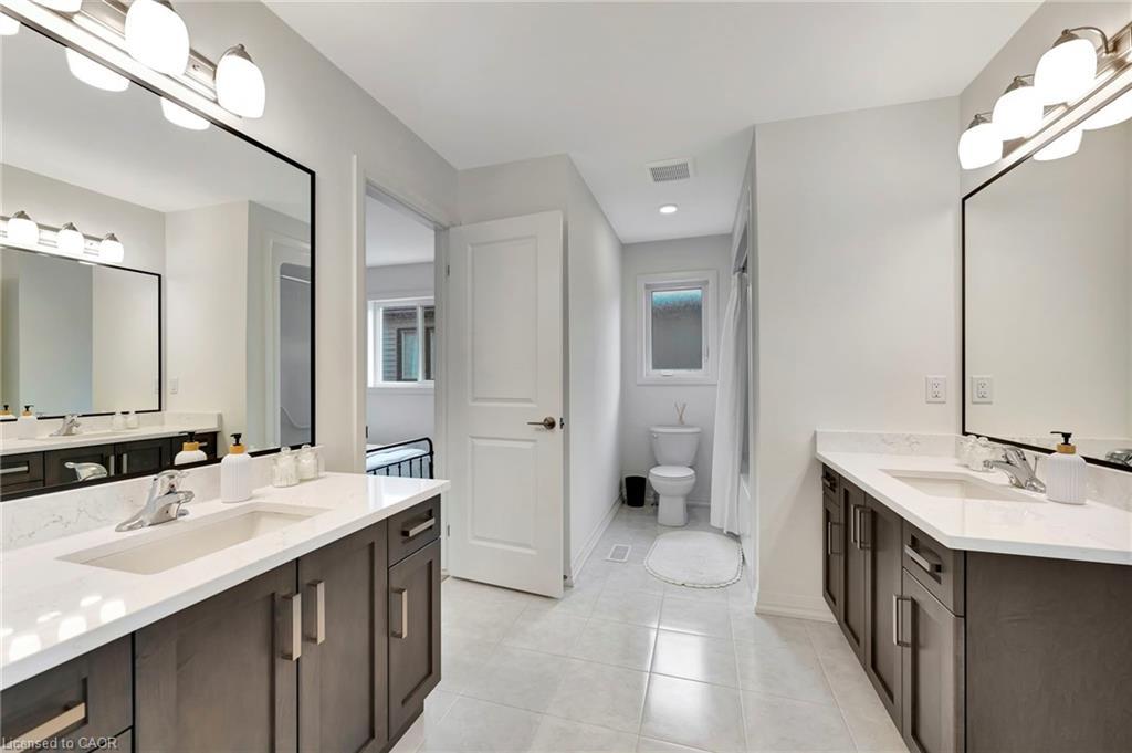 49 Willson Drive, Thorold, ON - Indoor Photo Showing Bathroom