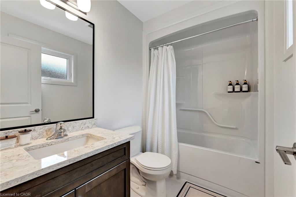 49 Willson Drive, Thorold, ON - Indoor Photo Showing Bathroom