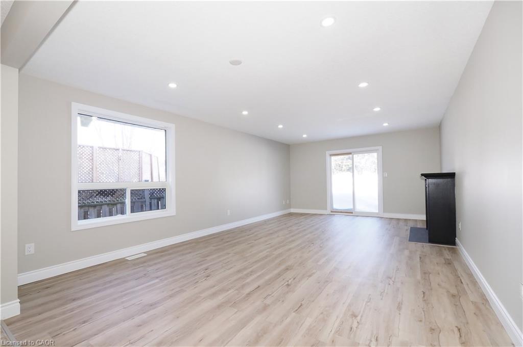 34 Robb Road, Woolwich, ON - Indoor Photo Showing Other Room