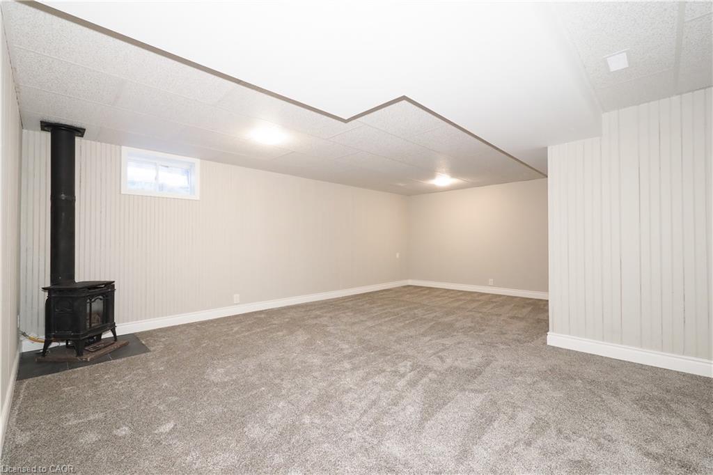 34 Robb Road, Woolwich, ON - Indoor Photo Showing Other Room