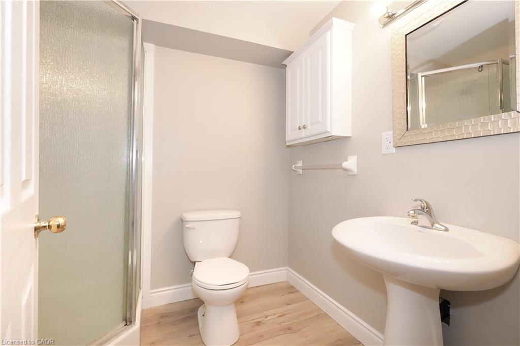 34 Robb Road, Woolwich, ON - Indoor Photo Showing Bathroom