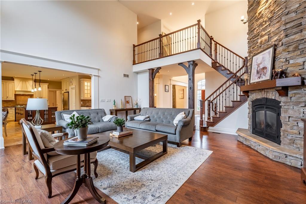 2 Bunny Glen Drive, Niagara-On-The-Lake, ON - Indoor Photo Showing Living Room With Fireplace