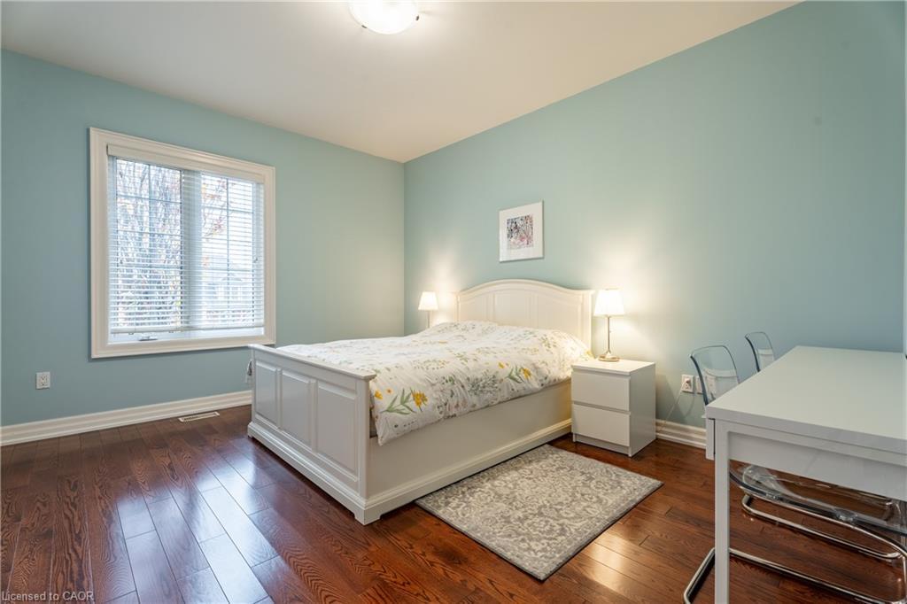 2 Bunny Glen Drive, Niagara-On-The-Lake, ON - Indoor Photo Showing Bedroom