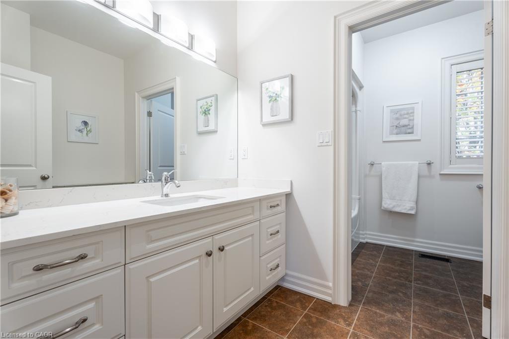 2 Bunny Glen Drive, Niagara-On-The-Lake, ON - Indoor Photo Showing Bathroom