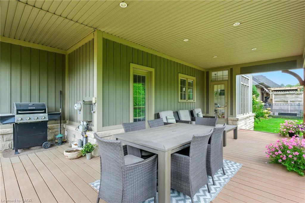 2 Bunny Glen Drive, Niagara-On-The-Lake, ON - Outdoor With Deck Patio Veranda With Exterior