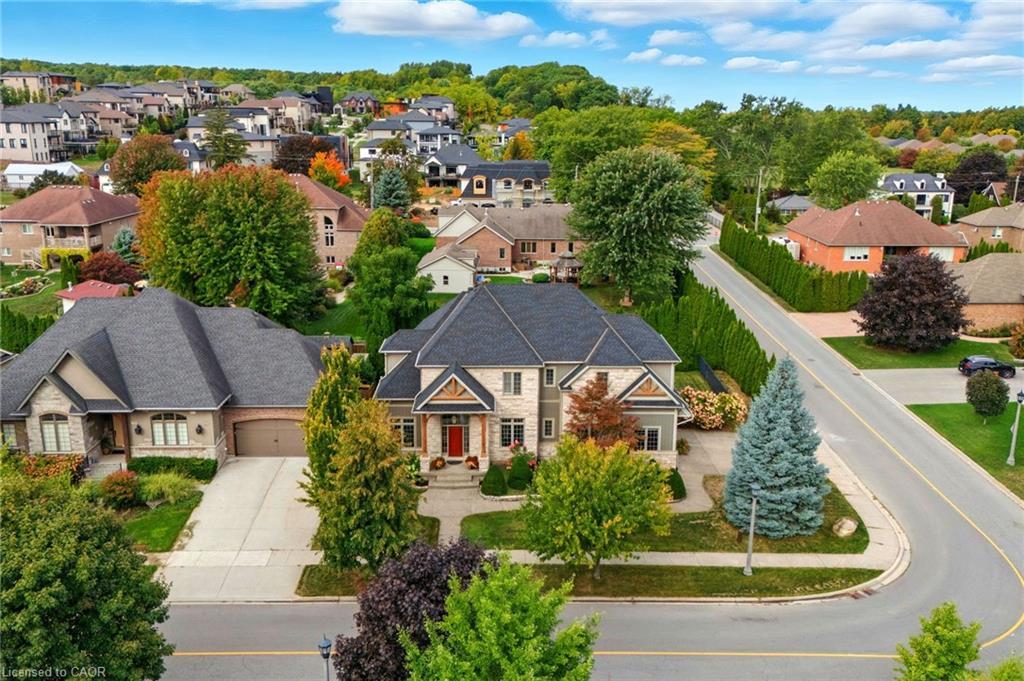 2 Bunny Glen Drive, Niagara-On-The-Lake, ON - Outdoor With Facade
